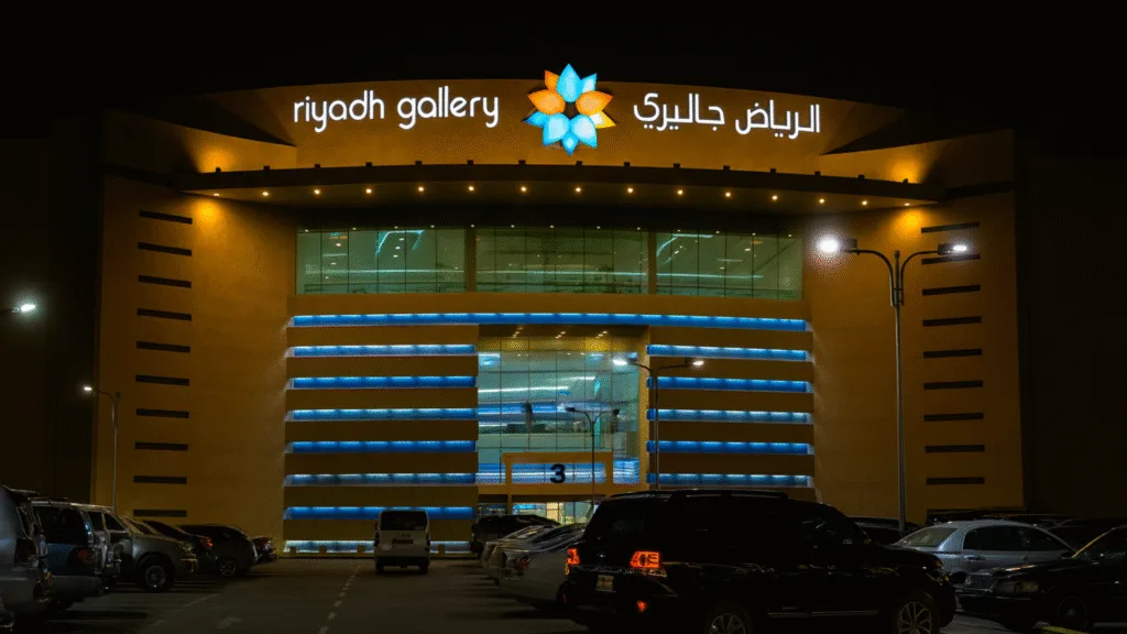 Riyadh Gallery Mall – Blue Bridge & Central Fountain (Interior View)